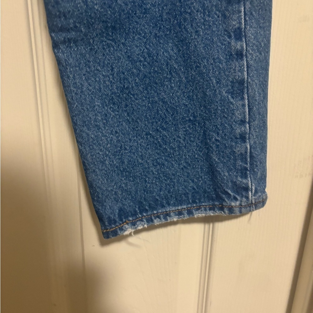 Levi’s Wedgie Straight Jeans – Premium Distressed – Size 29 - Picture 4 of 8